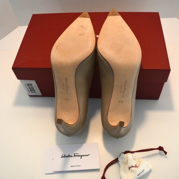 Salvatore Ferragamo Women's "ILARY 70" Beige Patent Leather Heeled Pumps - Picture 9 of 11